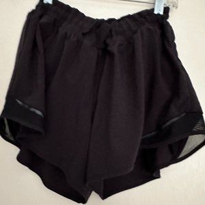 Lululemon Track That Mid-Rise Lined Short 5"